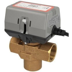 Honeywell 3 Way FCU Valve - Brass Construction for Water Media | Industrial Application and Usage