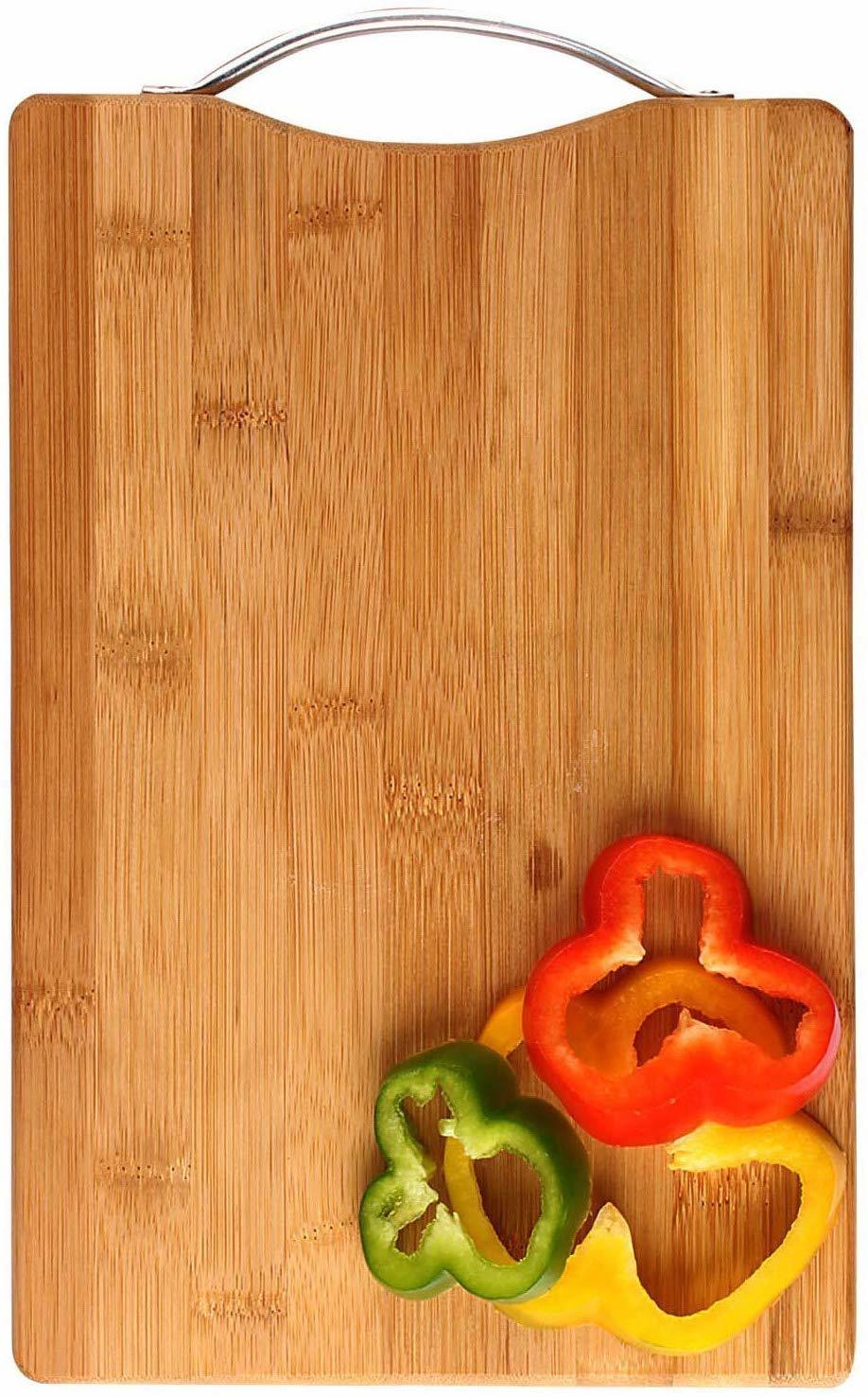 WOODEN CUTTING BOARD ( 29 x 19 x 1.8 cms )