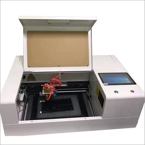 Automatic Laser Engraving Machine