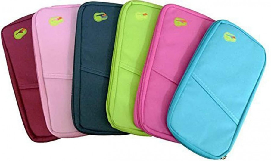 PASSPORT POUCH