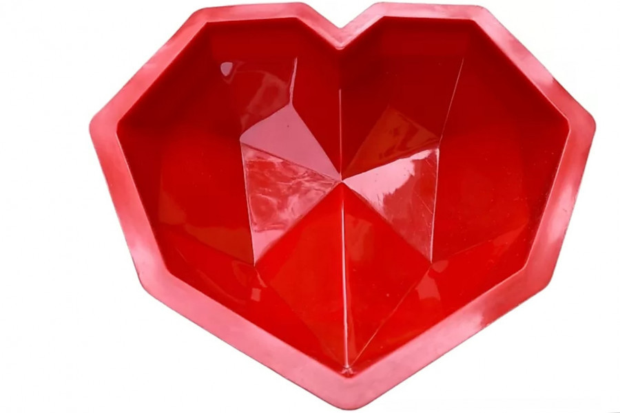 PINATA CHOCOLATE CAKE MOULD