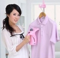 GARMENT STEAMER