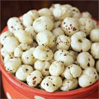 Fox Nut - Small Round Crunchy Snack | White Color Nutty Flavor 6-Month Shelf Life Healthy Flavonoid-Rich Anti-Bacterial Properties Ideal for Religious Offerings