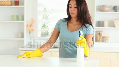 RUBBER GLOVES