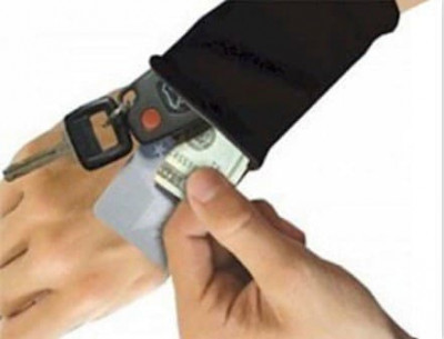 WRIST WALLET