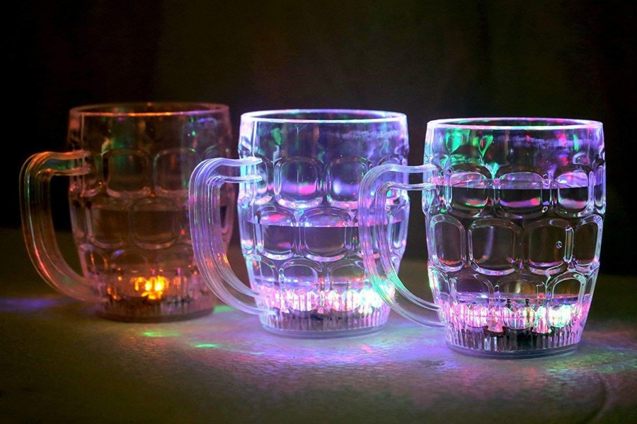 COLOR CHANGING MUG
