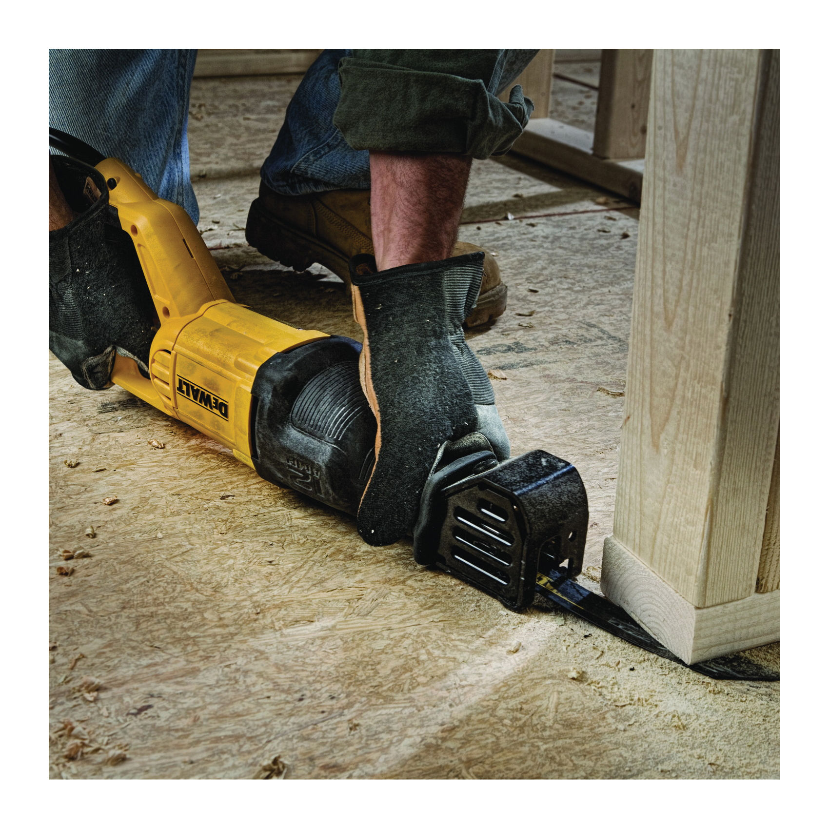 Dewalt DWE305 Saw