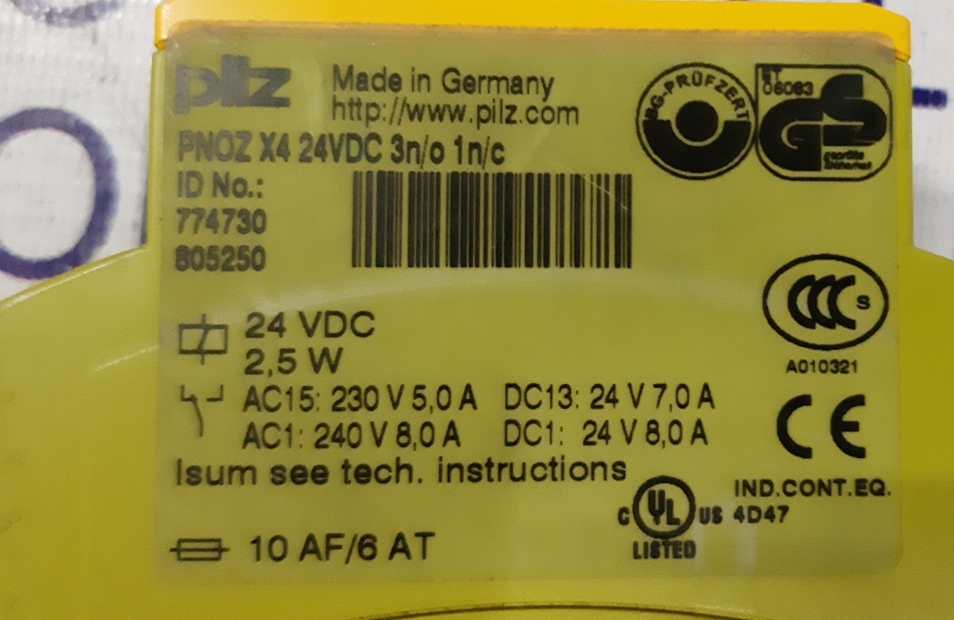 PILZ SAFETY RELAY MODULE PNOZ X4 24VDC 3N/01N/C