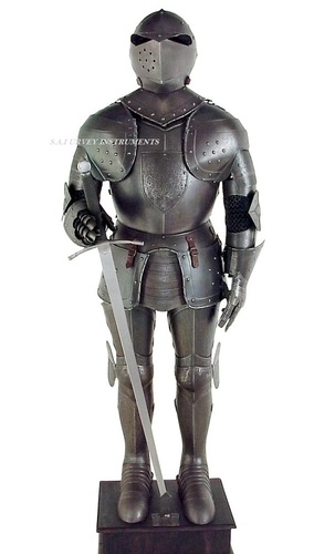 16th Century Aged Finish Suit Of Armor