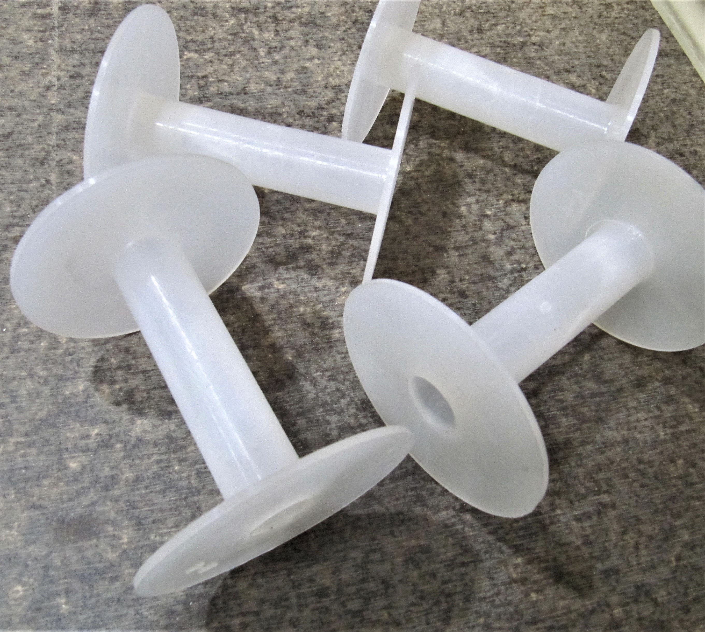 White Plastic Spools Empty Wire Spools Thread String Bobbin