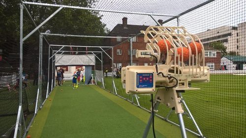 Cricket Bowling Machine