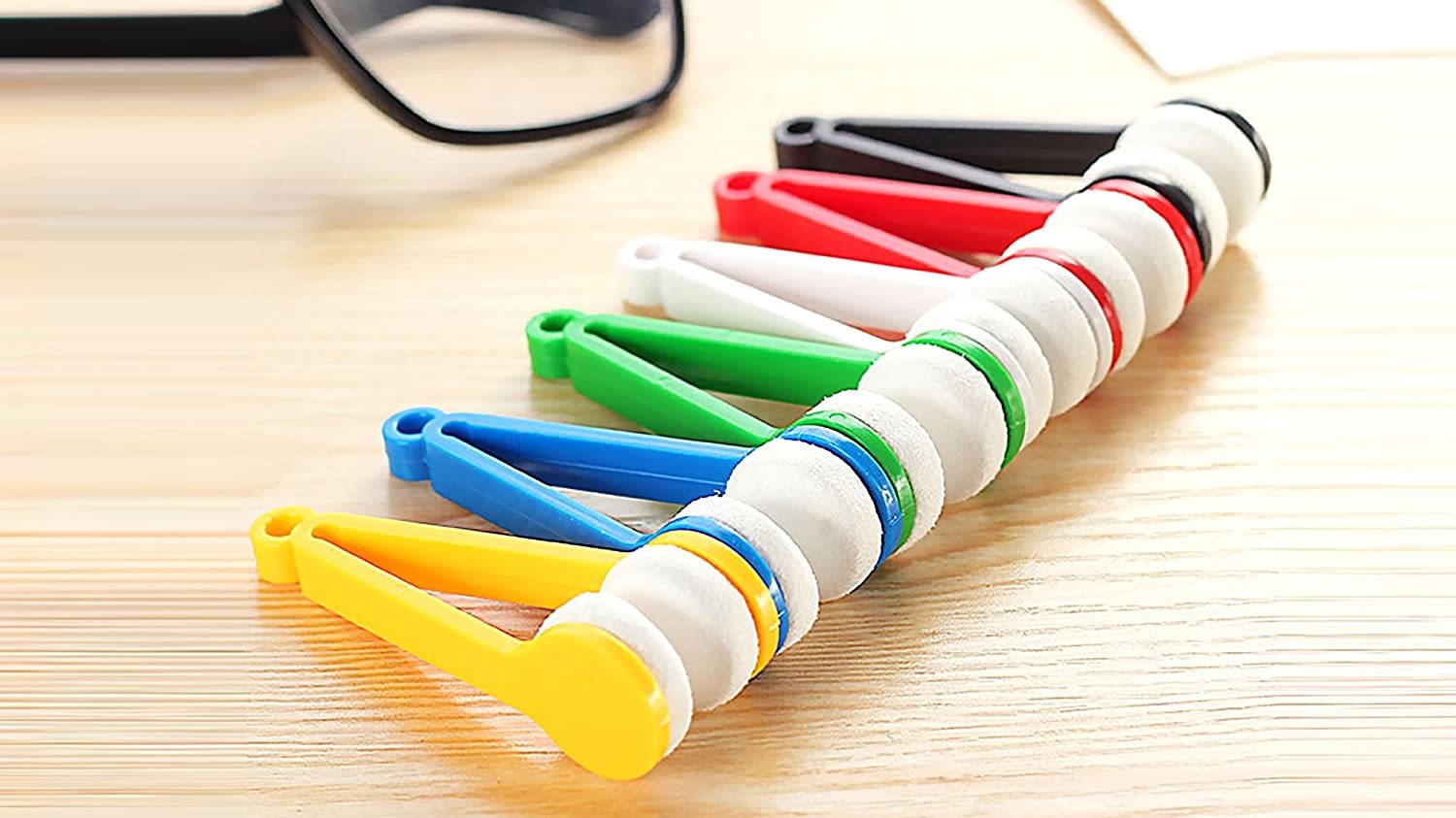 Mini Sun glasses Eyeglass Microfiber Spectacles Cleaner