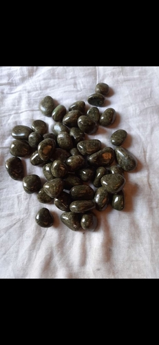 Bloodstone Tumbled Stone