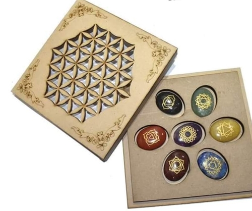 Stone Oval 7 Chakra Engraved Reiki Set With Box