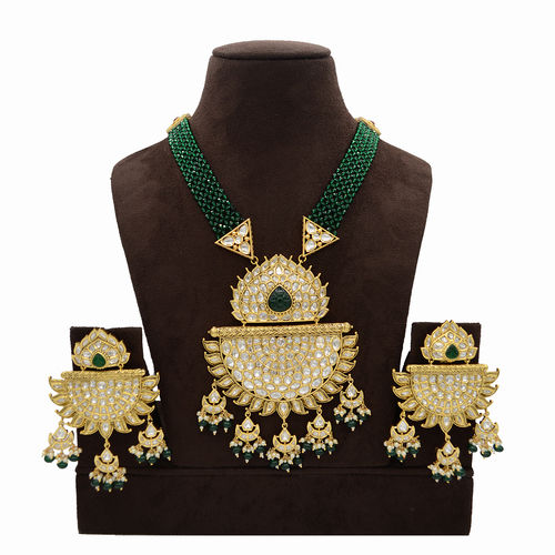 Kundan Pendent Mala Set With Green Carving Stone And Green Hangings