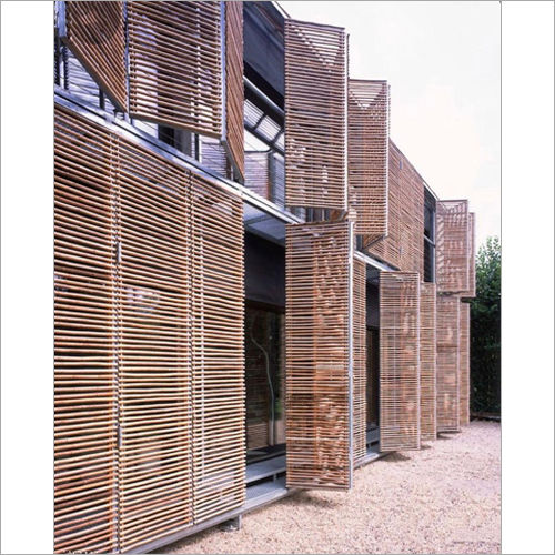 Outdoor Bamboo Fence Application: Commonality Construction