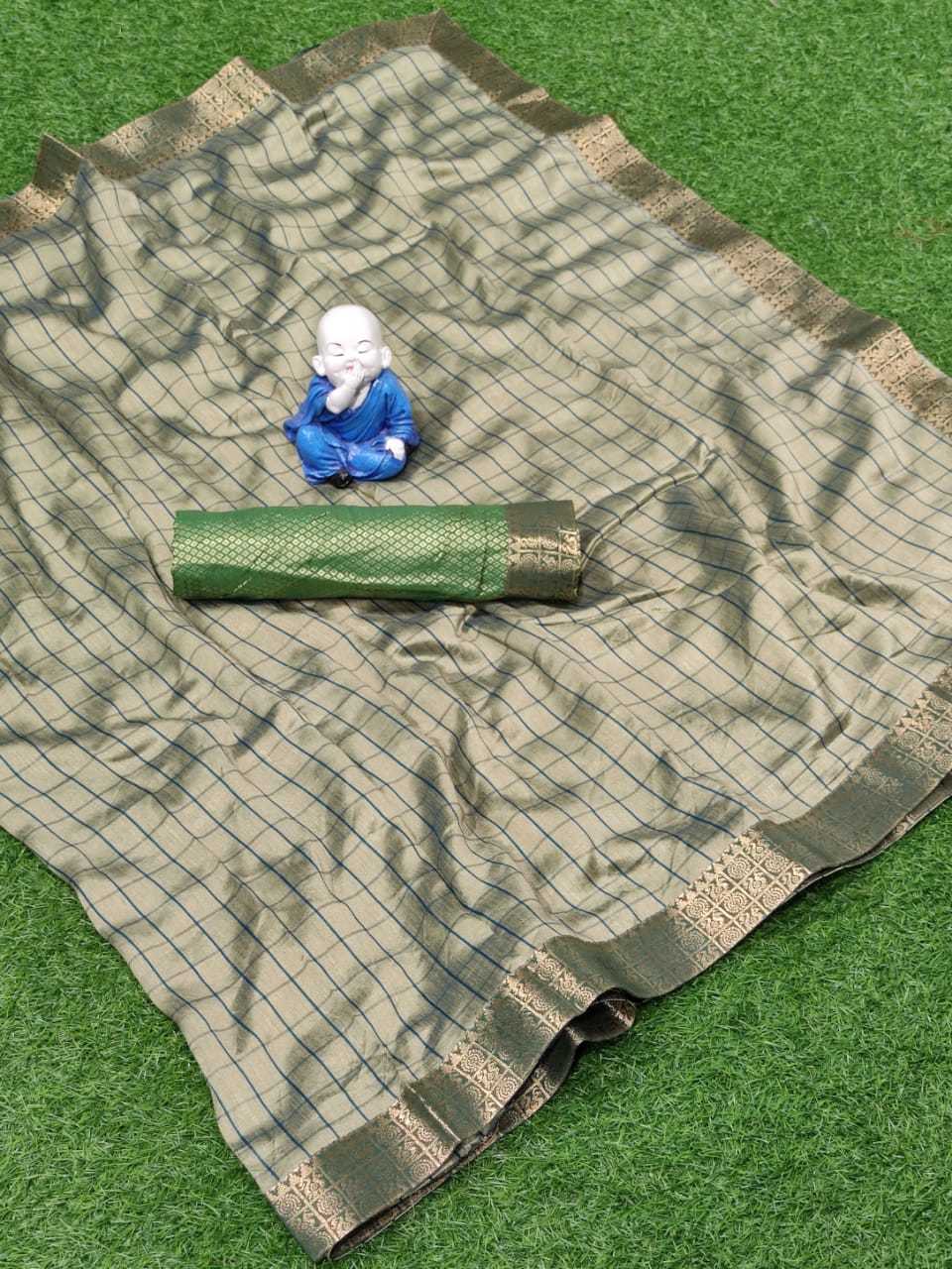 Indian Chex Saree