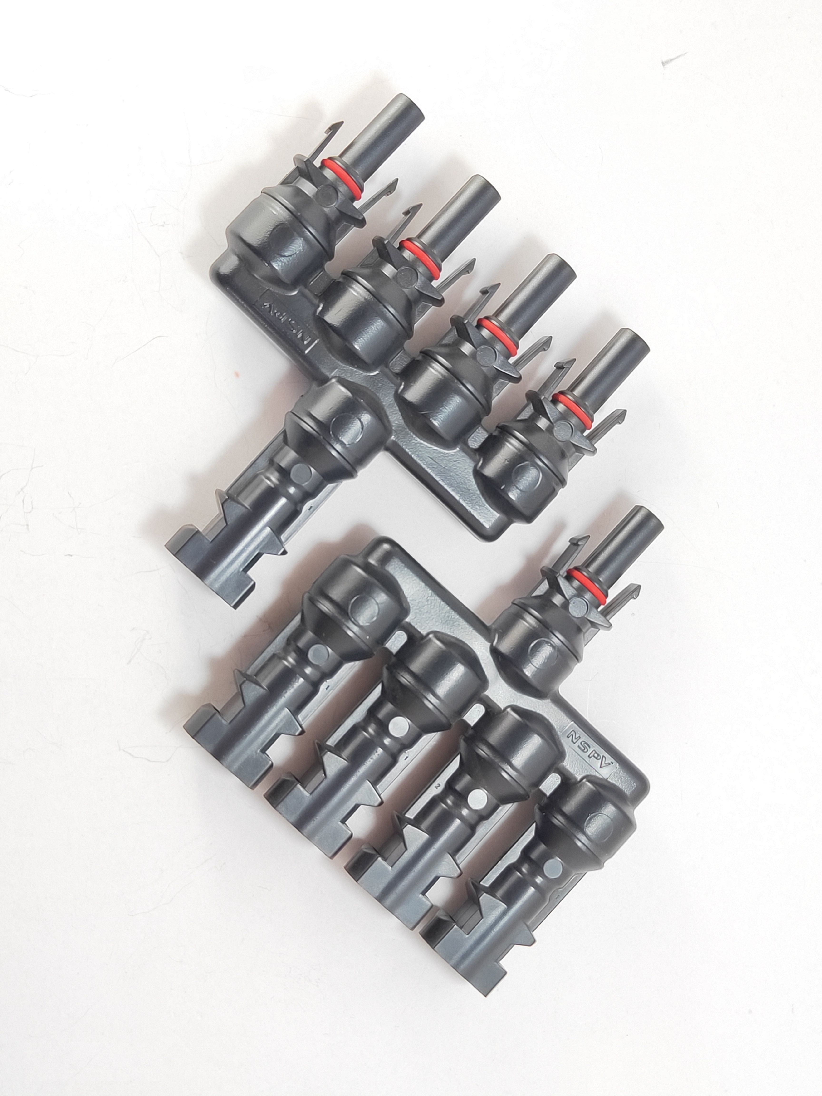 IP67 Waterproof Solar Splitter 4 to 1 Solar T Branch Connectors 1000VDC 30A