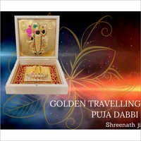 Shreenath Ji Puja que viaja de oro Dabbi