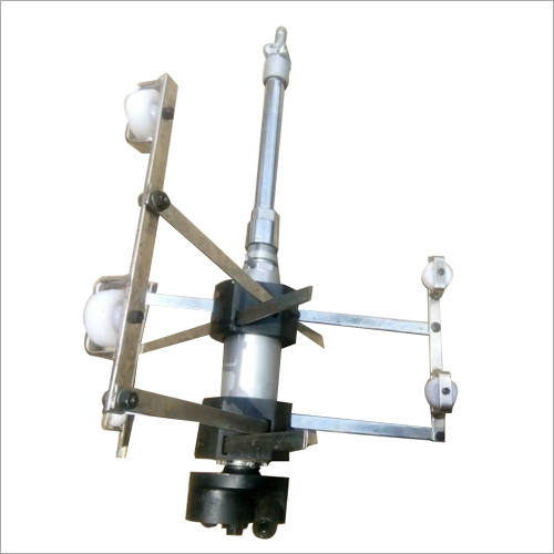 Internal Pipe Cleaning Tool