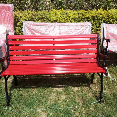 Cast Iron Garden Bench By UDAY CREATIONS PVT. LIMITED