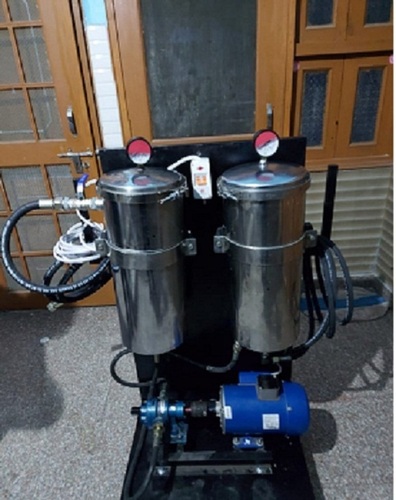 Double Hydraulic Oil Filtration System Capacity: 40 Kg/Hr