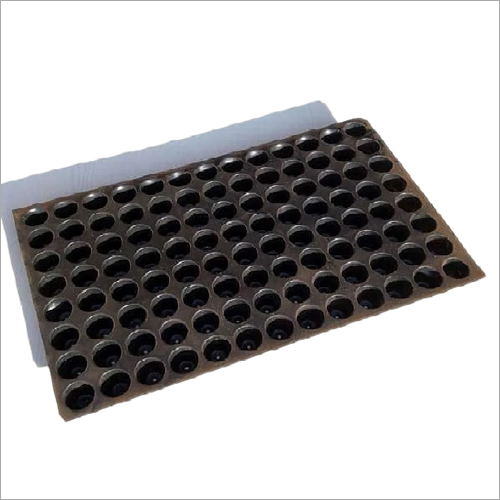 Plastic 104 Cavity Seedling Tray