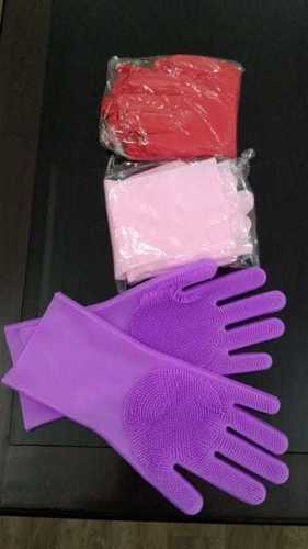 Silicon Gloves with scrubber By JACKPOT DURABLES