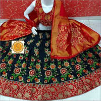 Ladies Floral Print Banarasi Lehenga