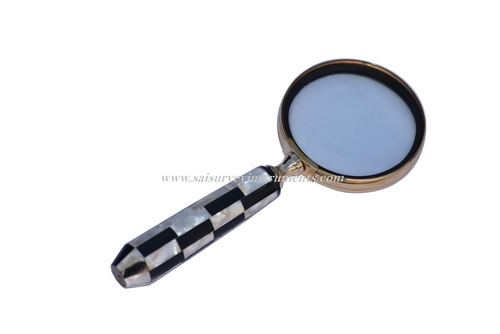 Black & White MOP Handle Magnifying Glass