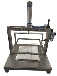 Paneer Cutting Machine - Capacity: 200 Kg/hr