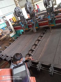 Four Torch Wearplate Welding Machine