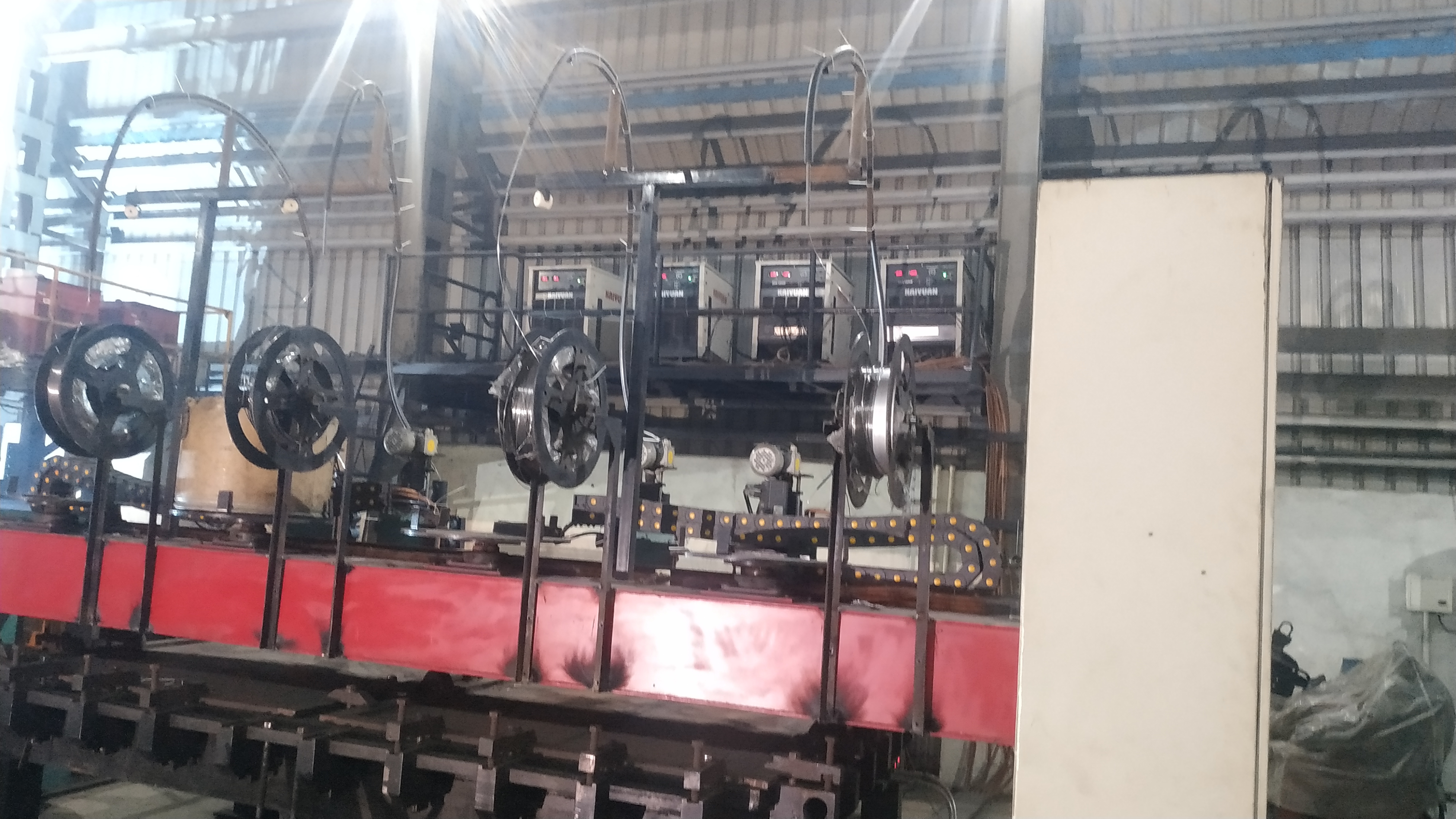 Four Torch Wearplate Welding Machine