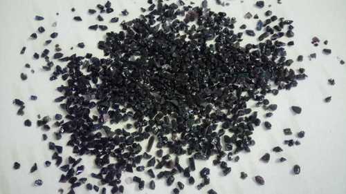 Recycled Royal Black Crushed Glass Chips And Shiny Aggregate