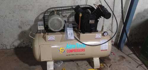Two Stage Air Compressor Air Flow Capacity: 10 Liter (L)