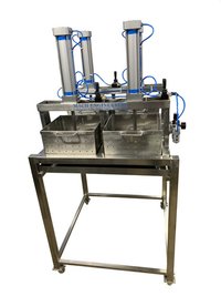 Paneer Press Machine - Capacity: 10 Kg/hr