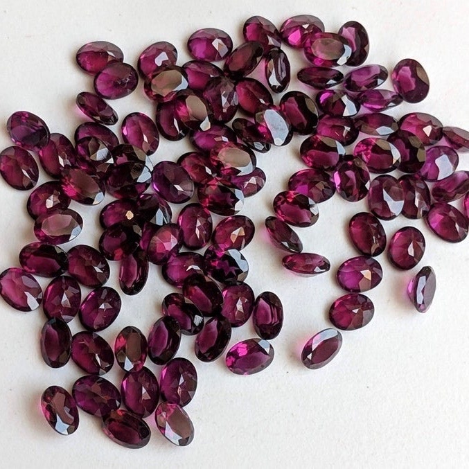 4x5mm Rhodolite Garnet Faceted Oval Loose Gemstones