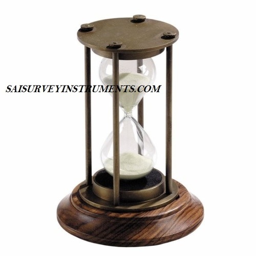 ANTIQUE BRASS SAND TIMER WITH WOODEN BASE