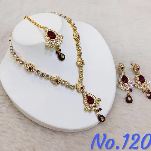 Artificial Choker Necklace Set
