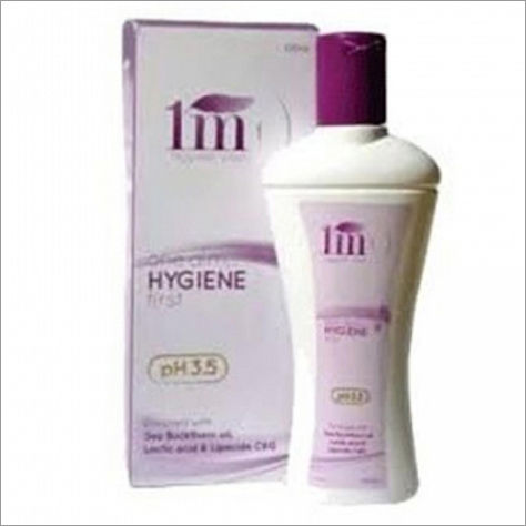 1 M Moisturing Cream Wash