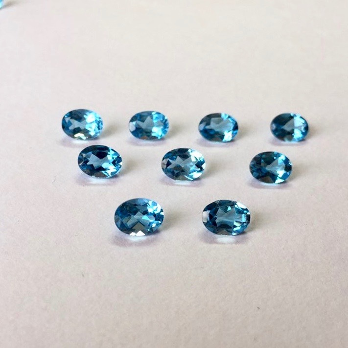 10x12mm Swiss Blue Topaz Faceted Oval Loose Gemstones