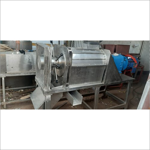 Automatic Coconut Milk Extractor Machine