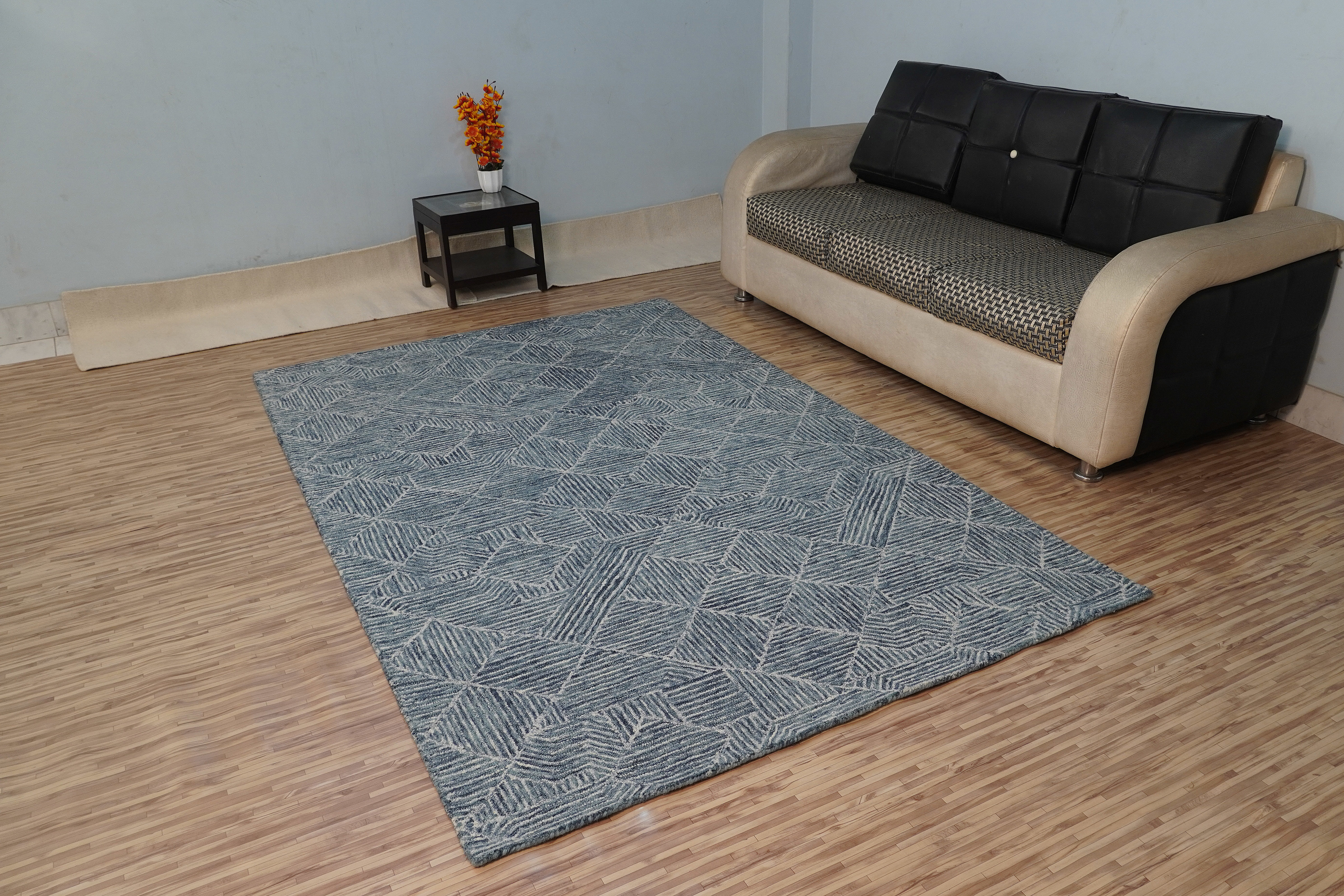 Hand Tufted Woolen Carpets
