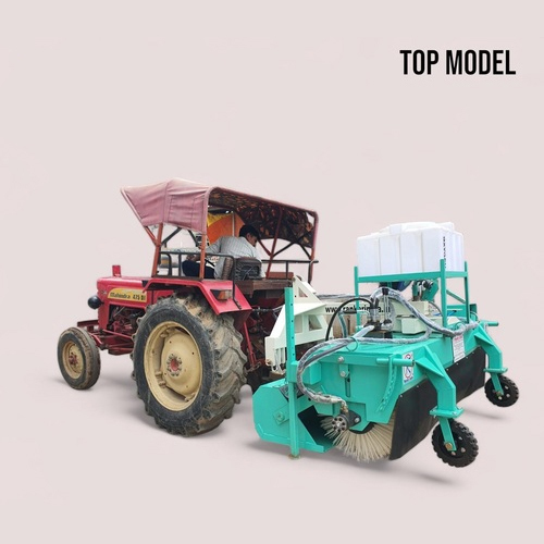 Tractor tariled Road Sweeper