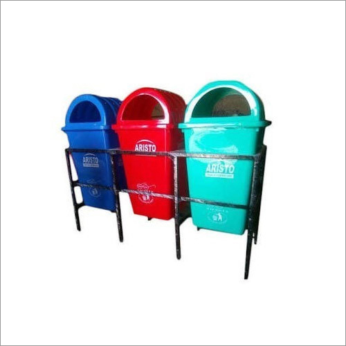 Plastic Dustbin With Stand