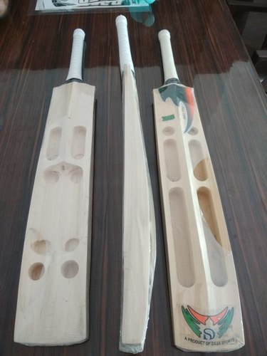 Kashmir Willow Scoop Cricket Bat