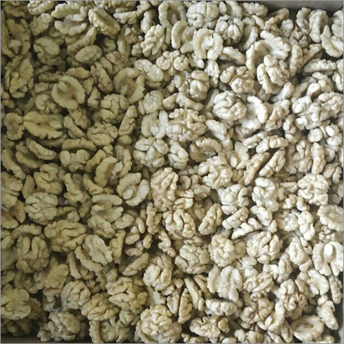 Organic Walnut Kernels Grade: Food Grade