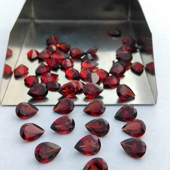 6x9mm Mozambique Red Garnet Faceted Pear Loose Gemstones
