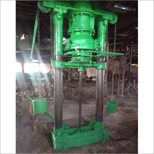 Stone Ware Pipe Vertical Extruder Machine