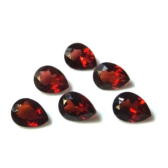 8x12mm Mozambique Red Garnet Faceted Pear Loose Gemstones